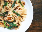 Recept za tjesteninu sa špinatom i gljivama