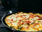 Omlet sa salamom i paradaizom