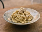 Recept za tjesteninu sa feta sirom  i vrhnjem
