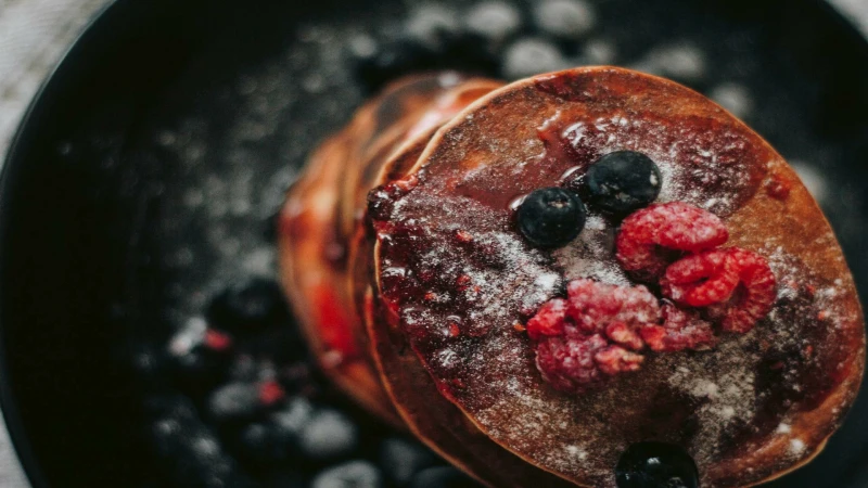Recept za voćni preljev sa šumskim voćem i medom