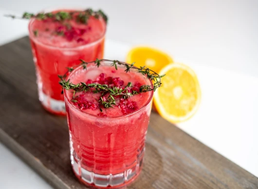 Recept za sok od breskve limuna paradaiza i đumbira
