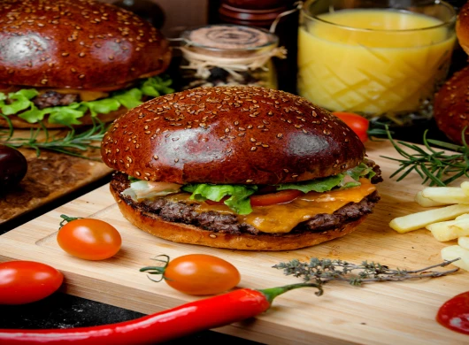 Pikantni umak za hamburger