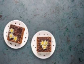 Brzi kolač sa makom džemom i orasima