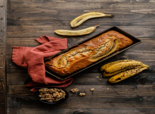 Banana kruh sa orasima i kokosom