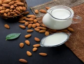 Domaće  bademovo mlijeko
