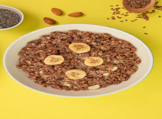 Zobena kaša sa kakaom, bananom i kokosom