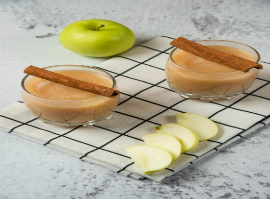 Puding sa jabukama i cimetom