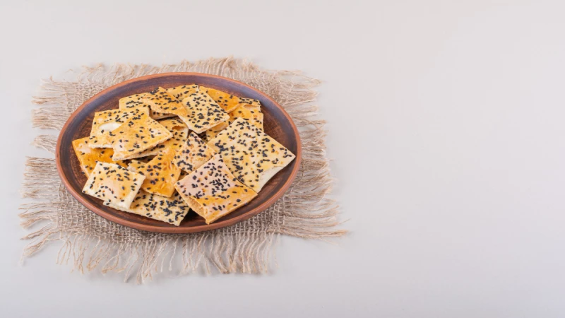 Domaći slani krekeri sa makom