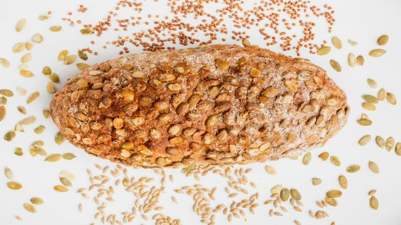 Domaći kruh sa mrkvom i sjemenkama bundave