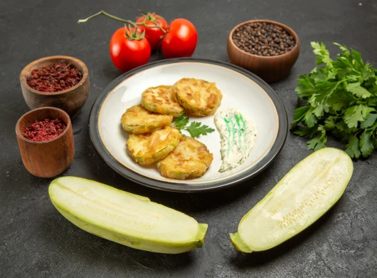 Uštipci sa tikvicama i feta sirom