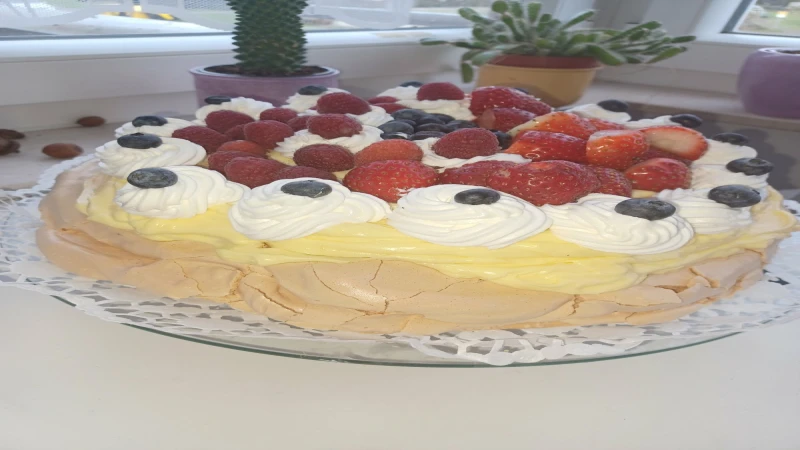 Pavlova torta