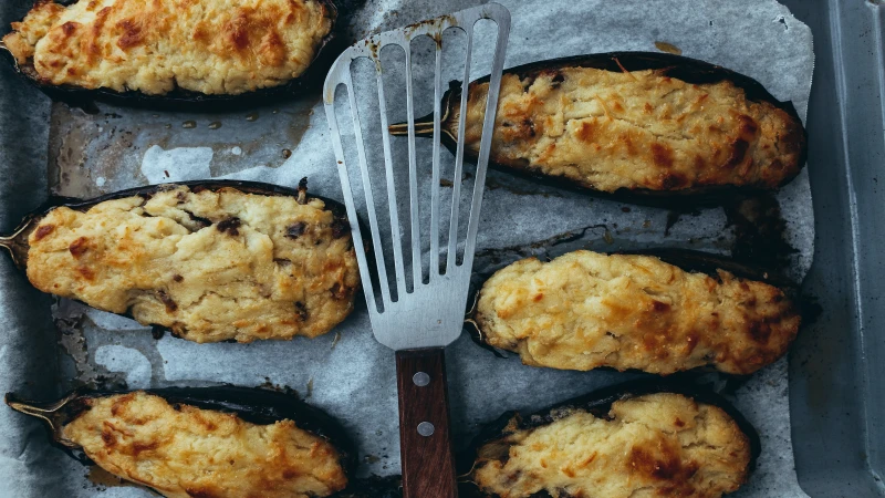 Punjeni patlidžan sa krompirom i paprikom