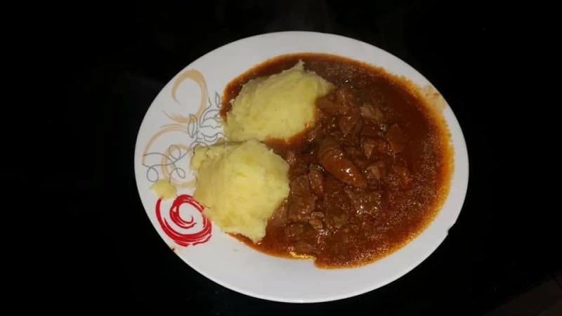 Tradicionalni gulaš