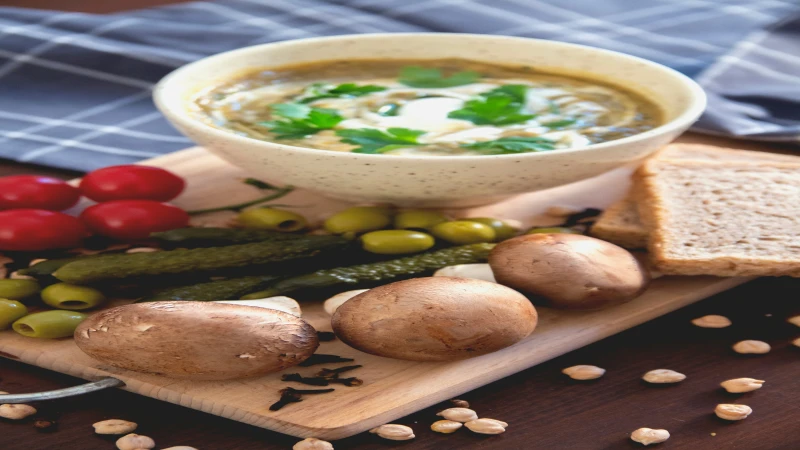 Krem juha sa gljivama tikvicama i porilukom